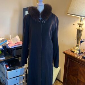 Vintage Forecaster Platinum Full Length Wool Black Coat size 16 Beautiful
